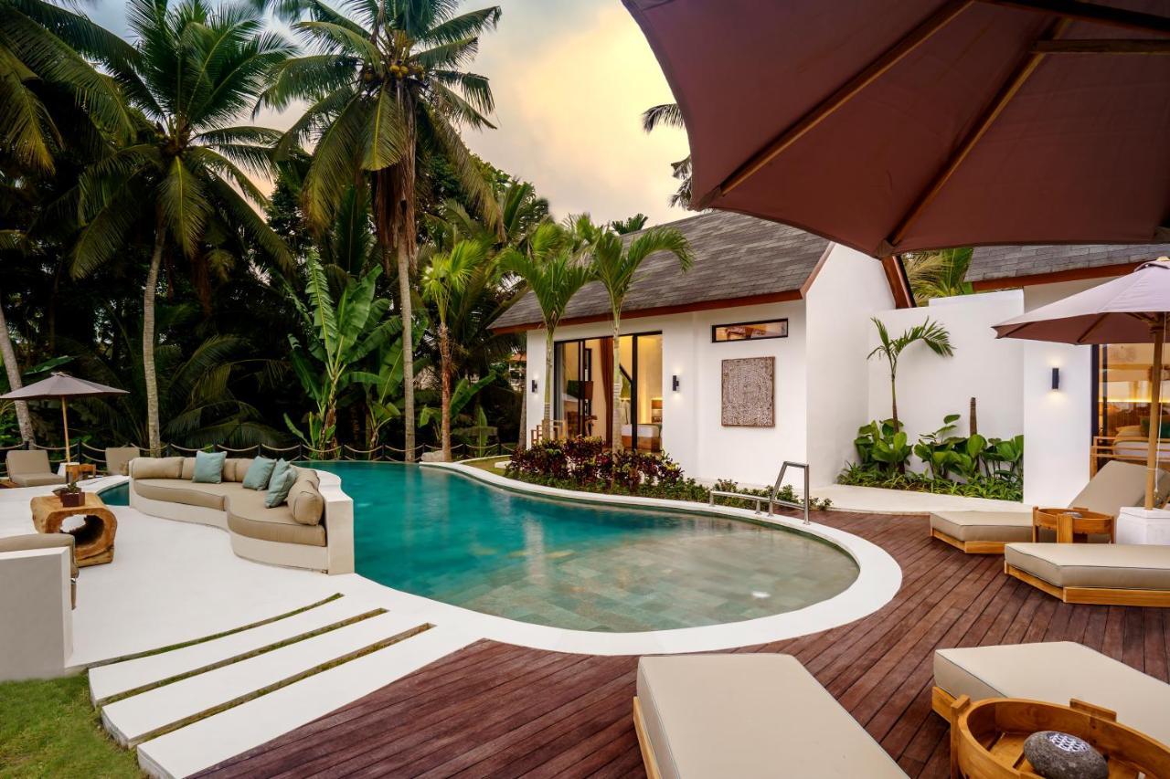 Villa Crystal Lagoon By Balisuperhost Убуд Экстерьер фото